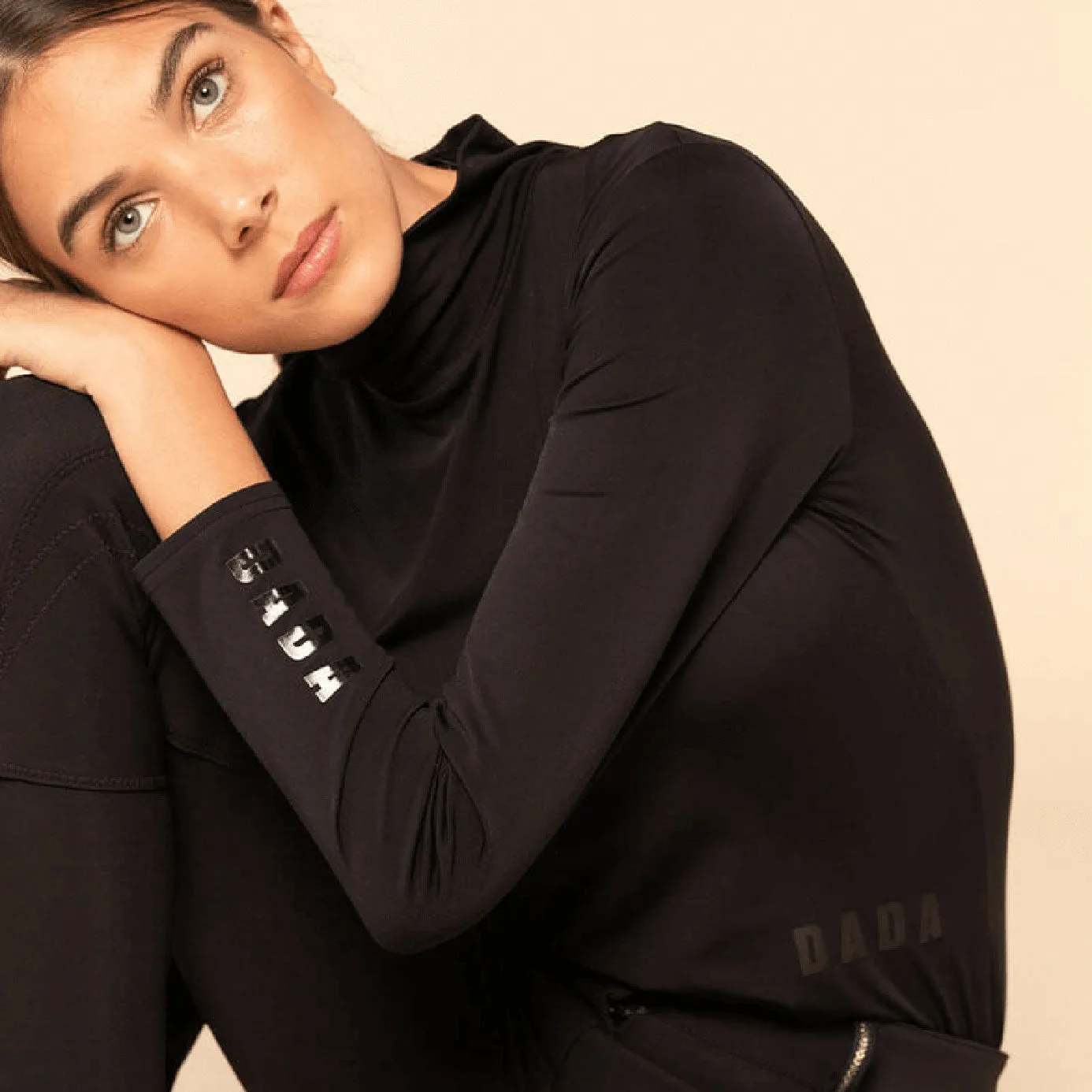 Dada Sport Consul Funnel Neck Base Layer - Black