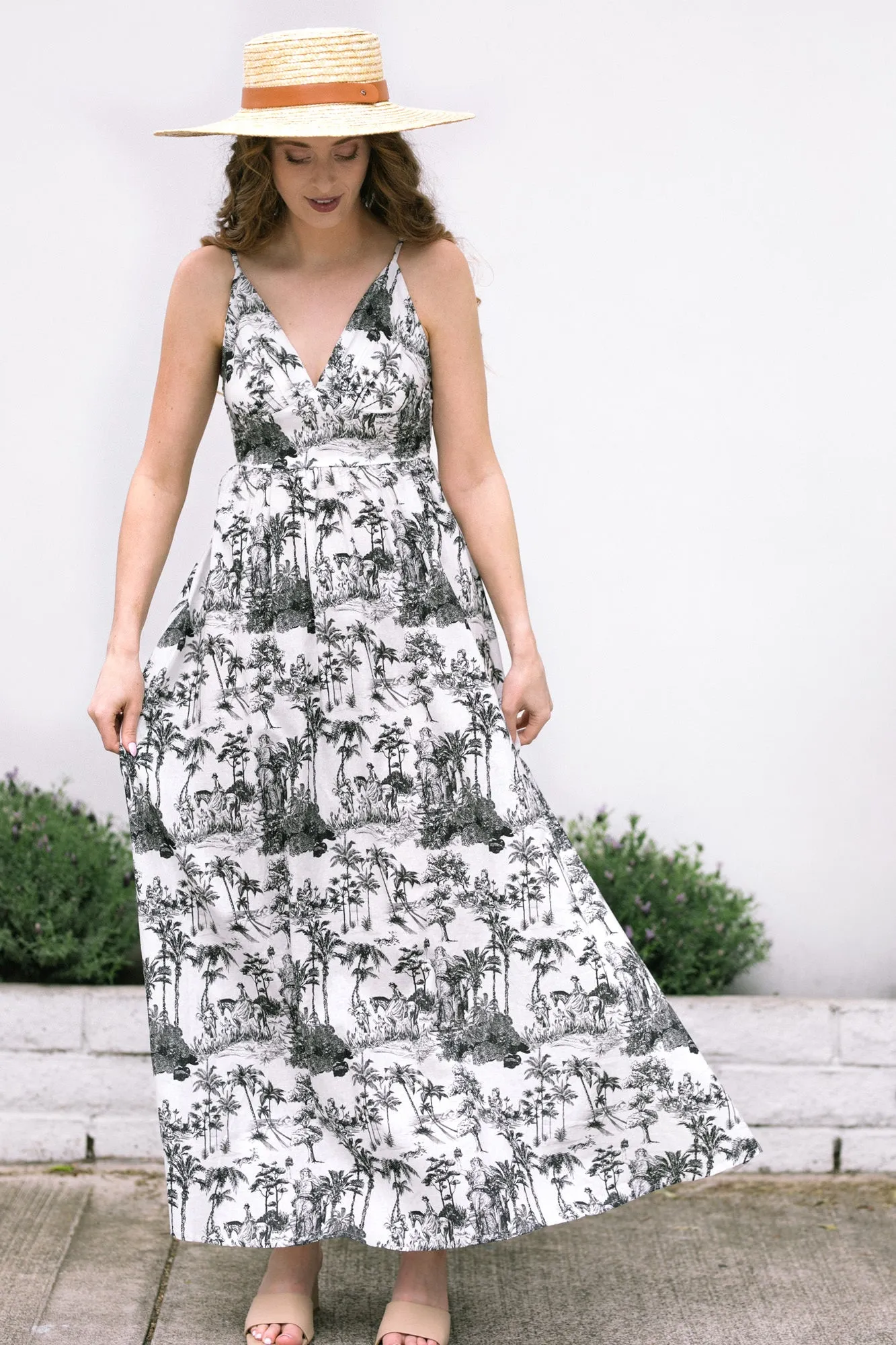 Henrietta V-Neck Maxi Dress