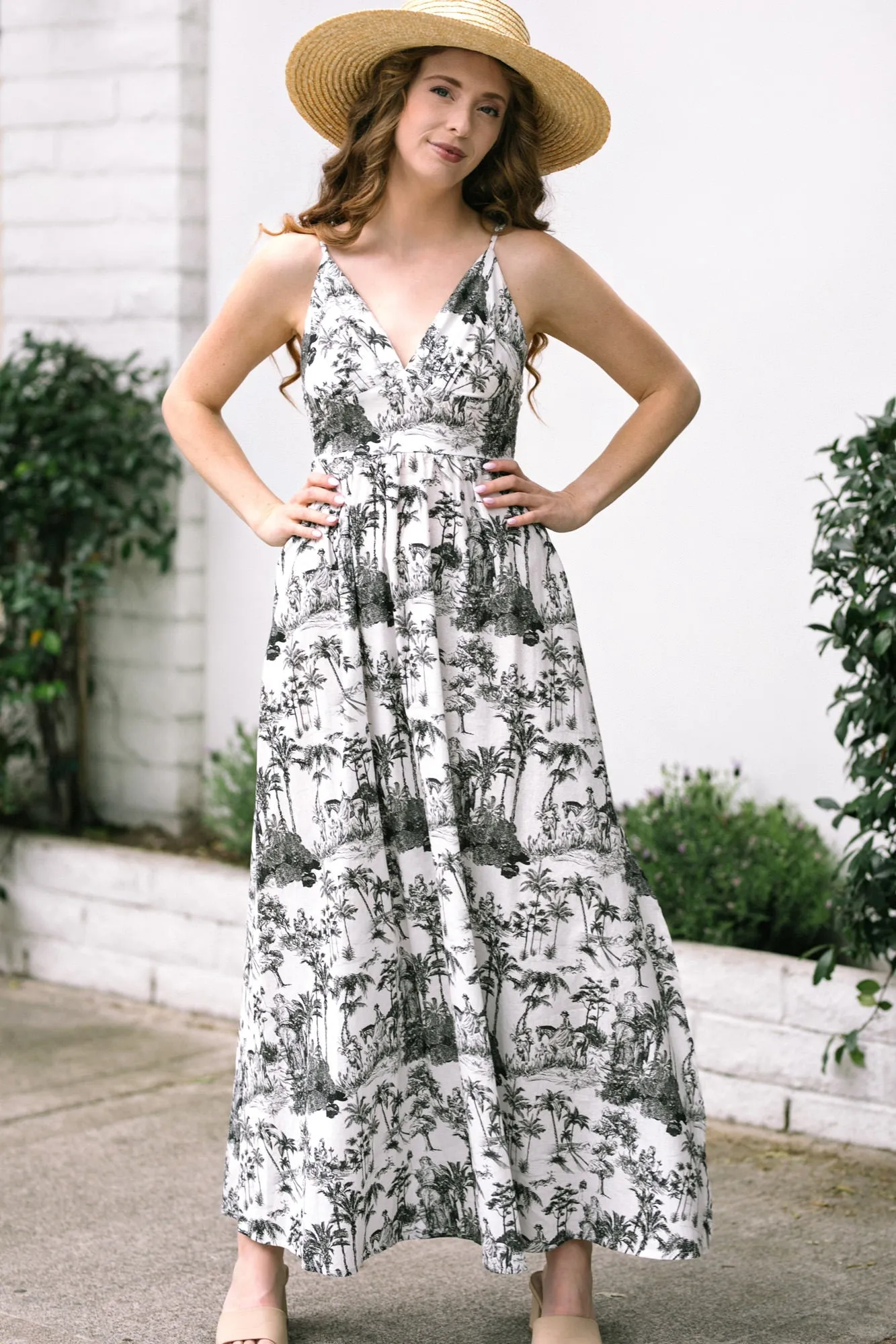 Henrietta V-Neck Maxi Dress